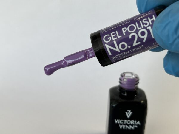 Victoria Vynn - Gel Polish - 291 Modern Violet 8ml (Nagellack, Gellack) – Bild 2