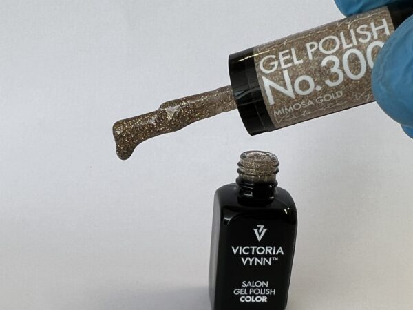 Victoria Vynn - Gel Polish - 300 Mimosa Gold 8ml (Nagellack, Gellack) – Bild 2