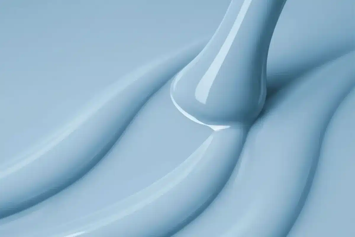 Victoria Vynn - PURE VEGAN CREAMY HYBRID - 275 LABlue - 8ml – Bild 2